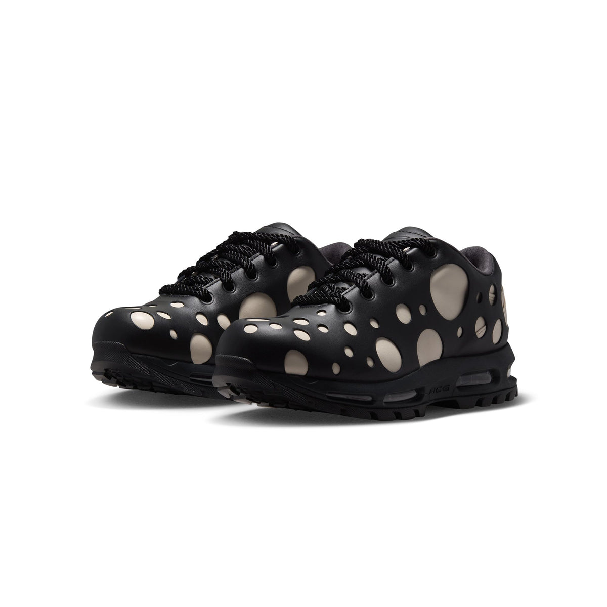 Nike Mens Air Max Goadome Low SP Shoes
