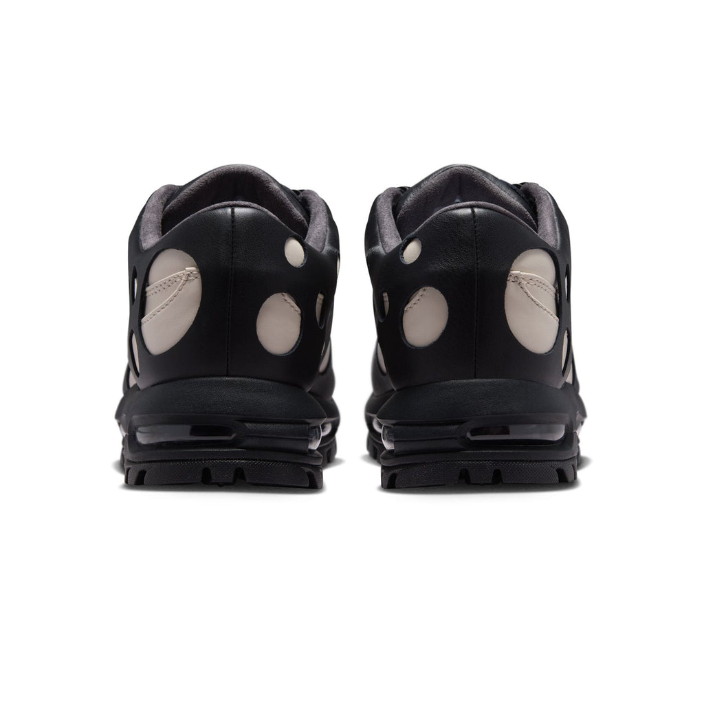 Nike Mens Air Max Goadome Low SP Shoes