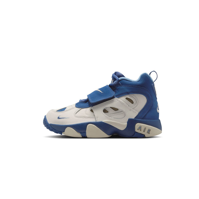 Nike Kids Air Diamond Turf II Shoes Hover Image