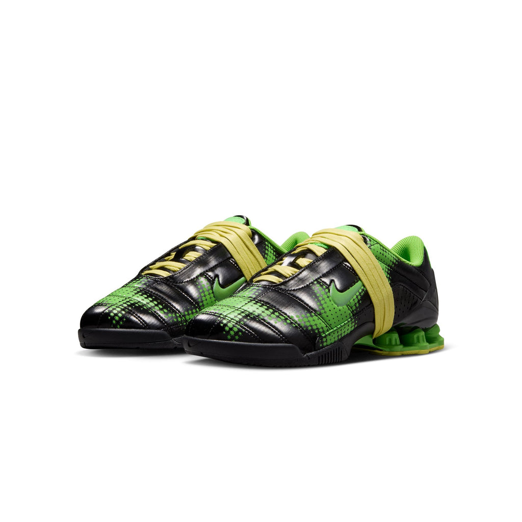 Nike Womens Total 90 Shox Magia Shoes