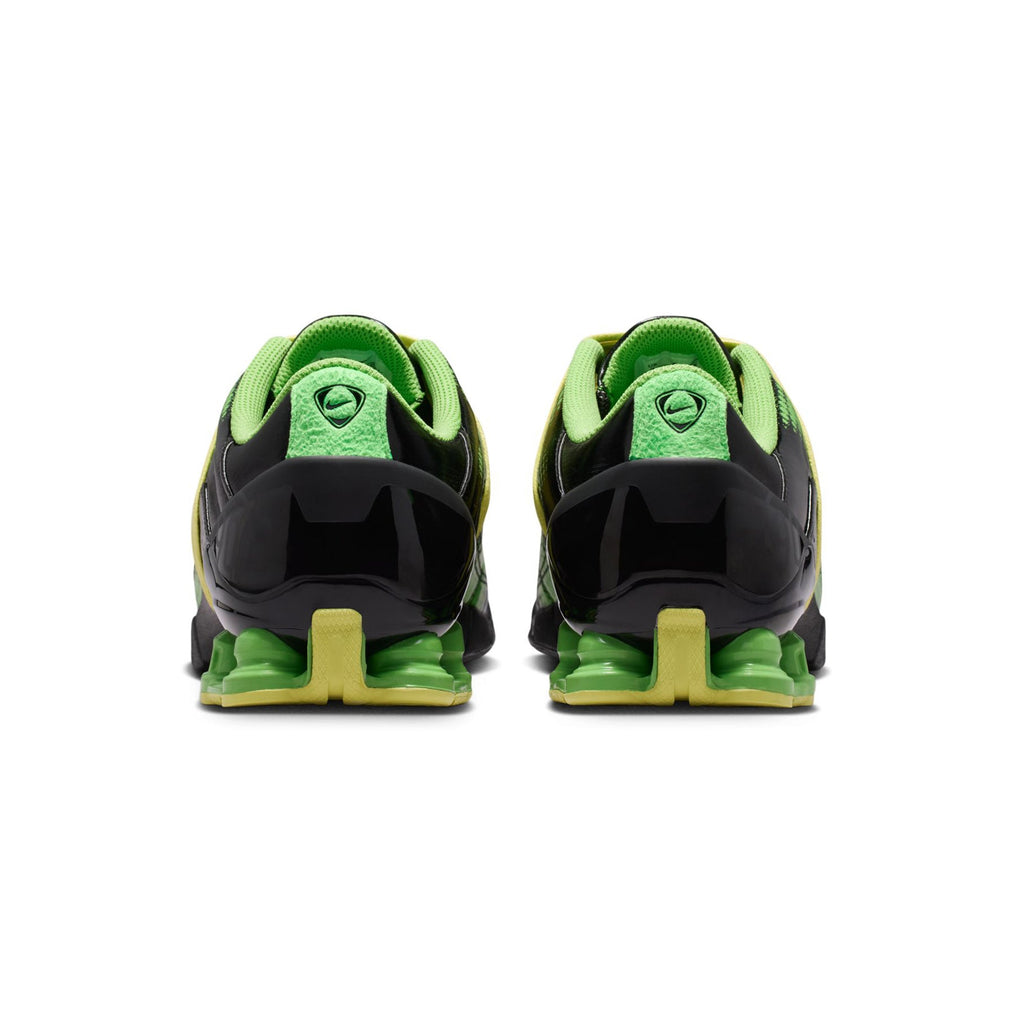 Nike Womens Total 90 Shox Magia Shoes