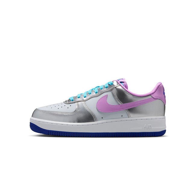 Nike Womens Air Force 1 '07 Shoes Hover Image
