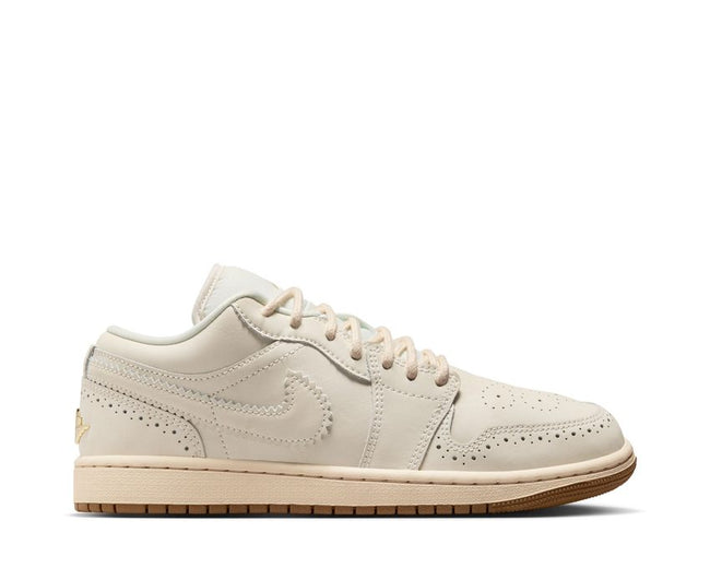 Air Jordan 1 Low SE W "Brogue" Hover Image