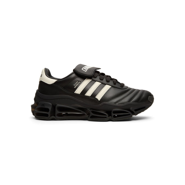adidas Chavarria Megaride WC (Core Black/Off White/Core Black) Hover Image