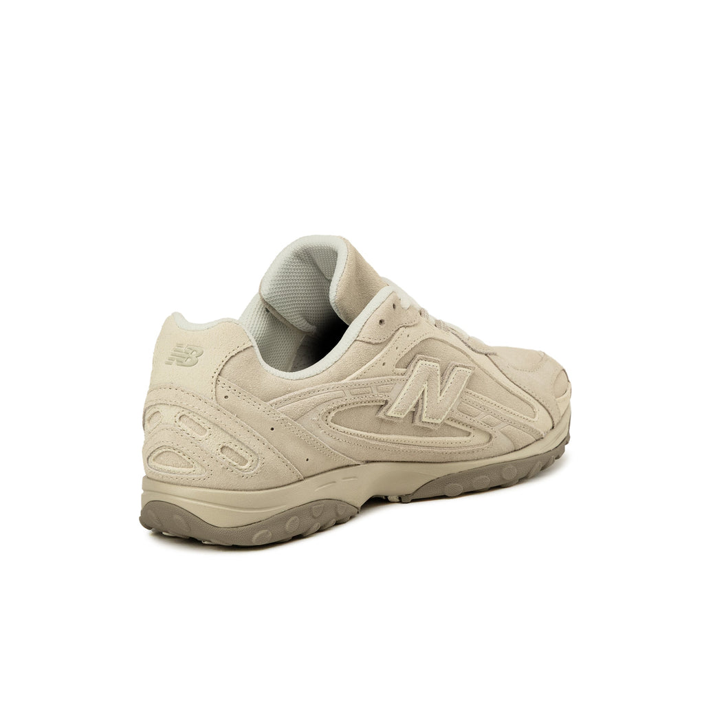 New Balance 204L