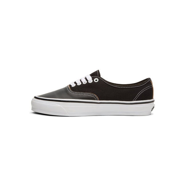 Vans OTW Authentic 44 Siped Vibram (Black) Main Image