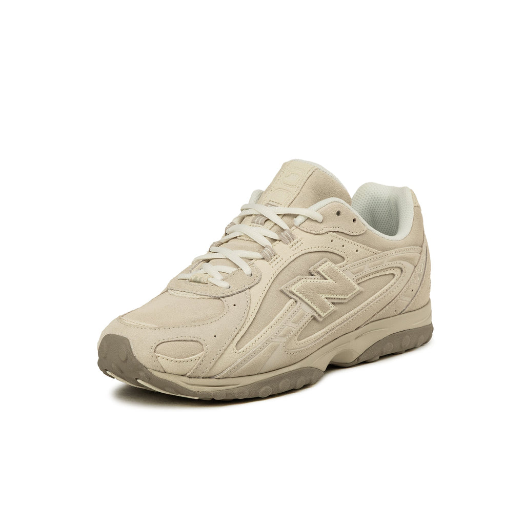 New Balance 204L