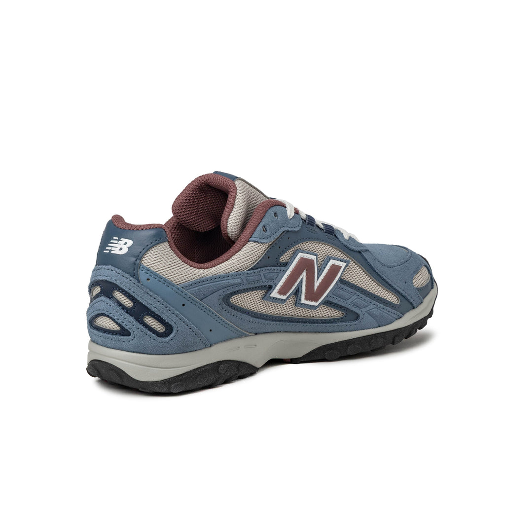 New Balance 204L