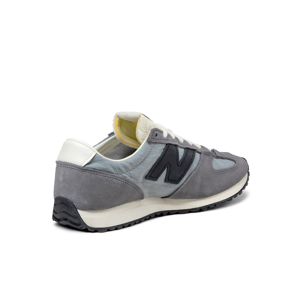 New Balance 471