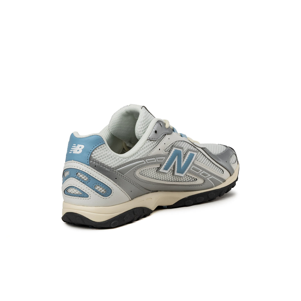 New Balance 204L