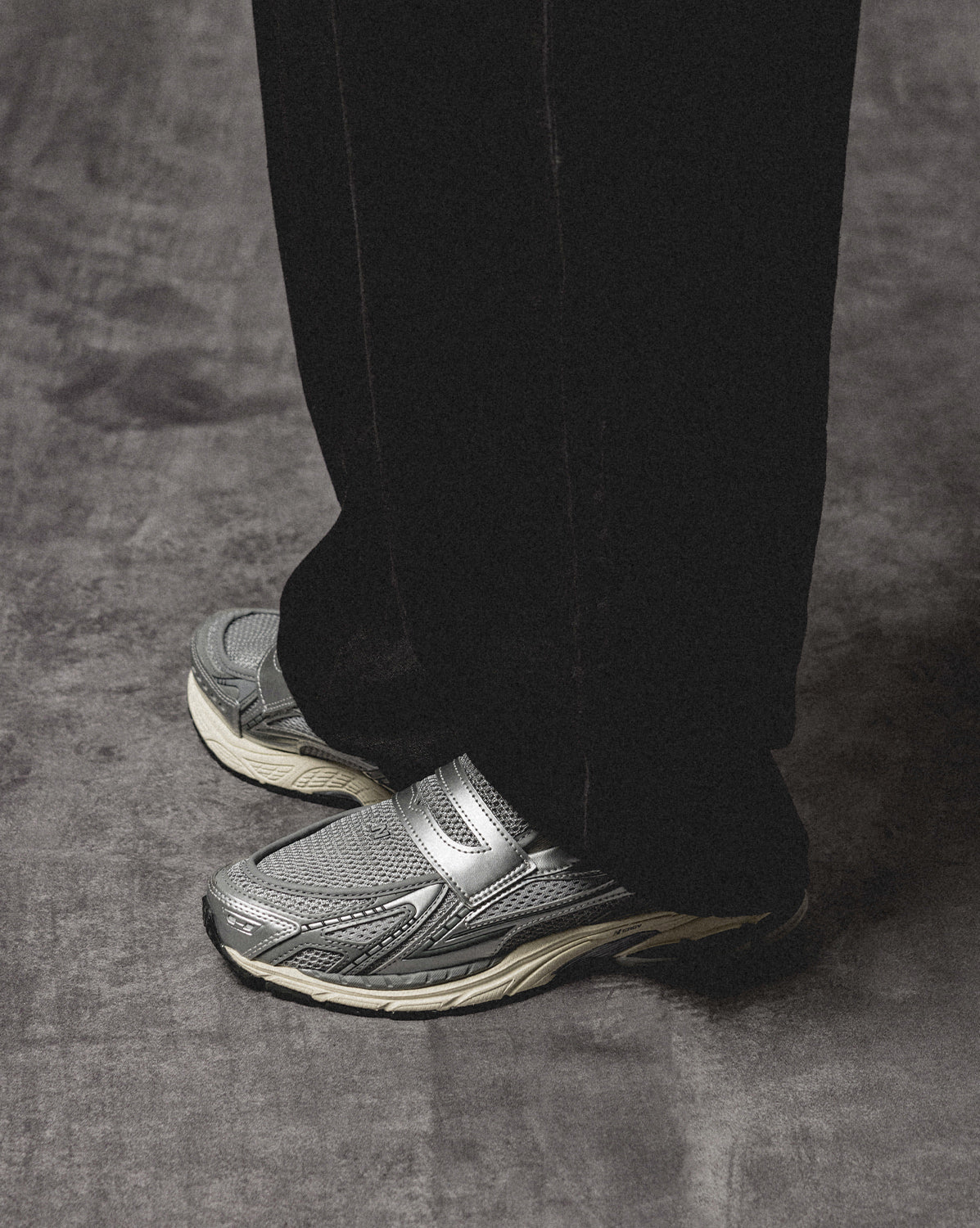New Balance U1906LAE