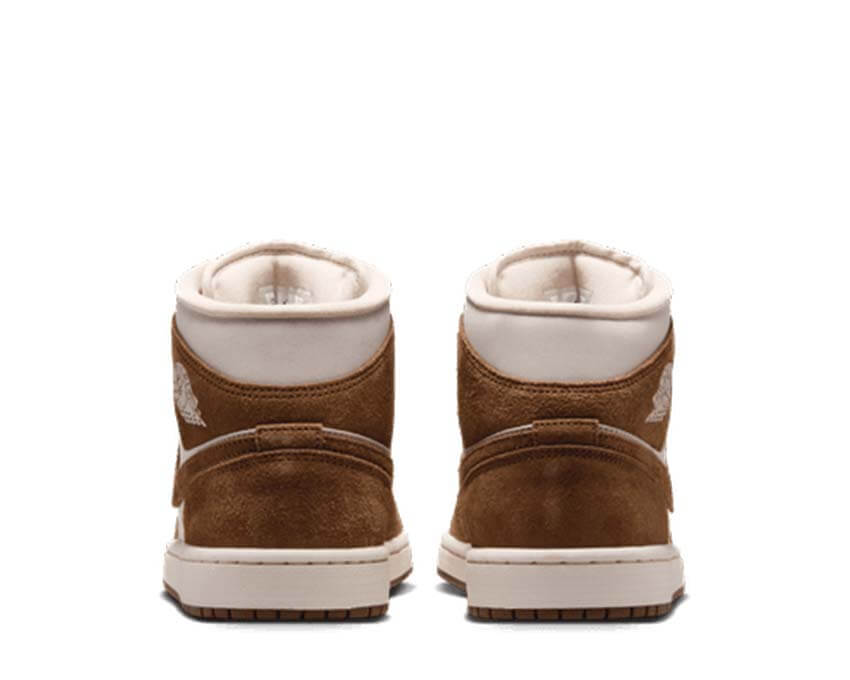 Air Jordan 1 Mid W "Light British Tan"