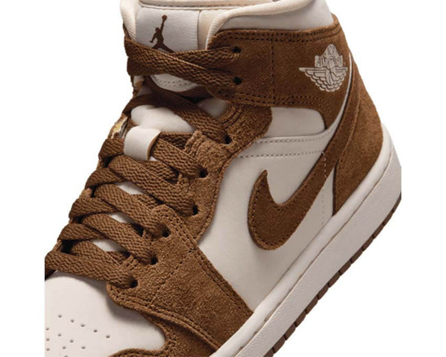 Air Jordan 1 Mid W "Light British Tan" Main Image