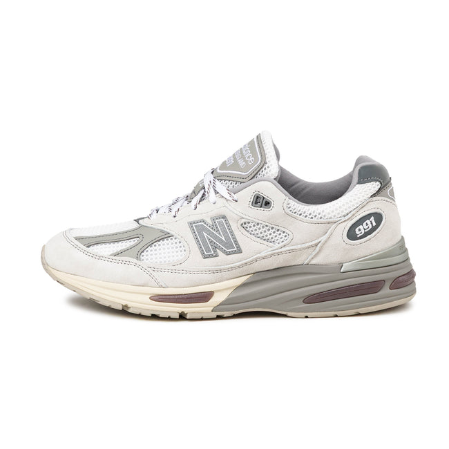 New Balance 991 v2 *Made in England* Hover Image