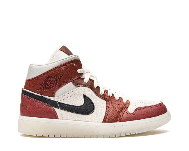 Air Jordan 1 Mid Hover Image