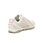 New Balance 204L