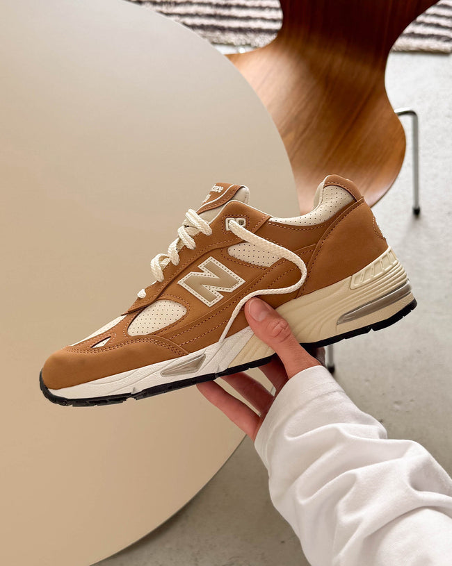New Balance 991 v1 *Made in England* Main Image