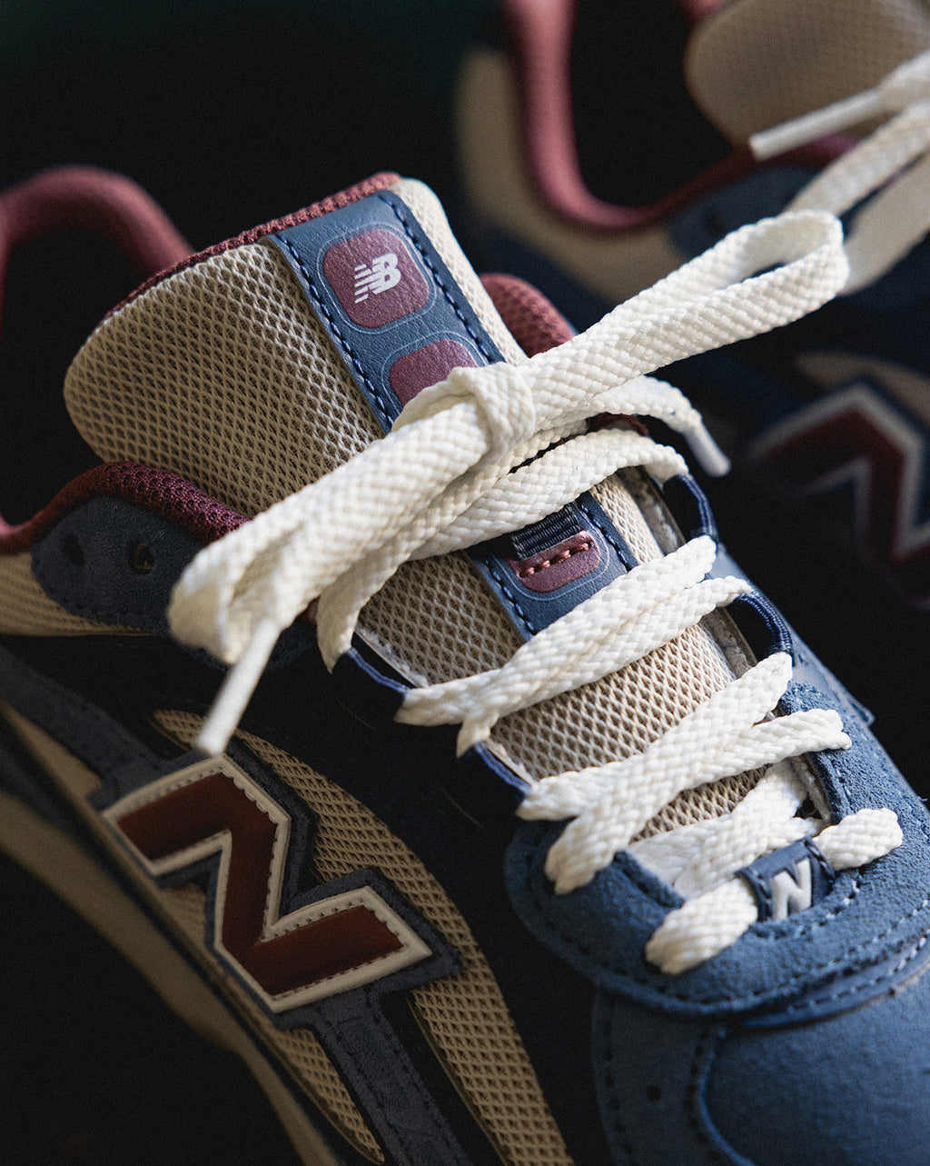 New Balance 204L