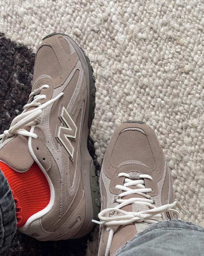 New Balance 204L Main Image