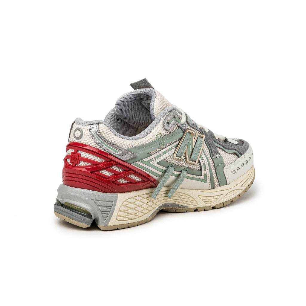 New Balance 1906A