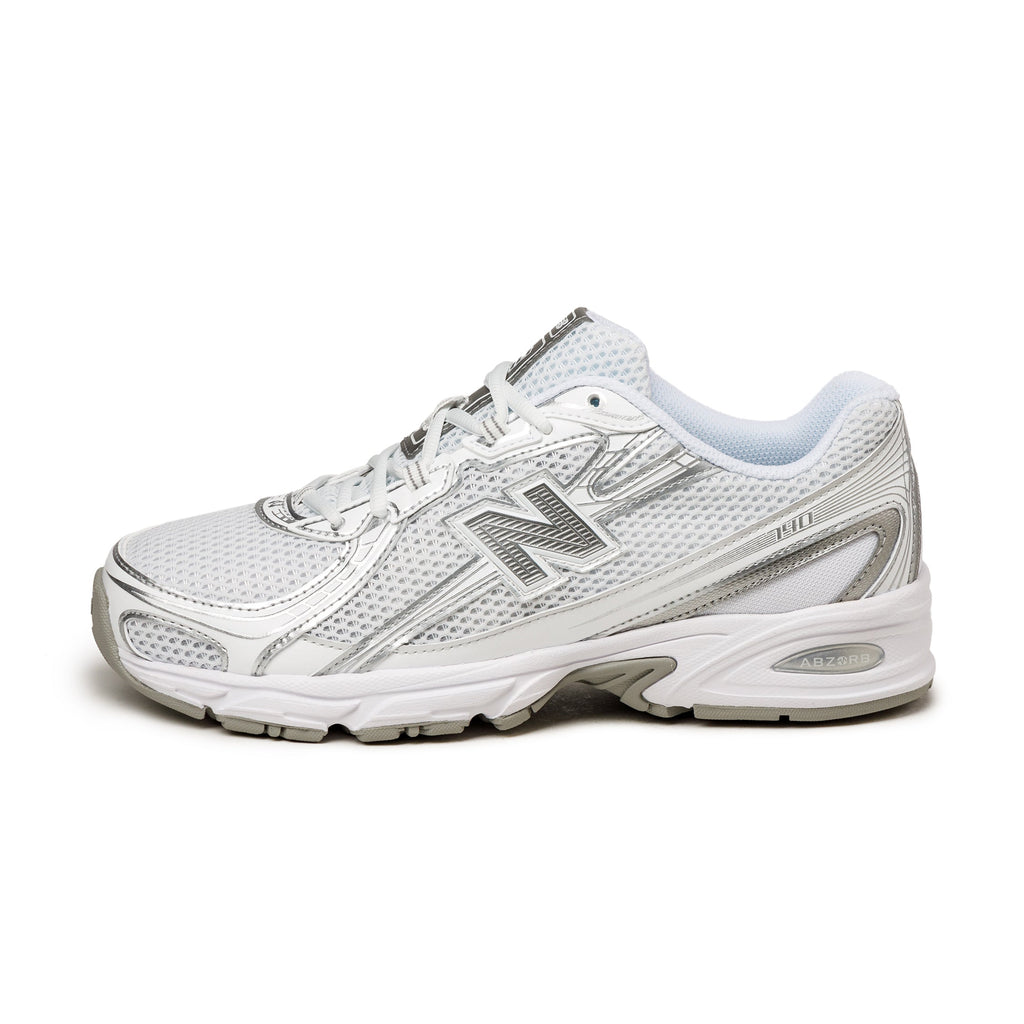 New Balance 740