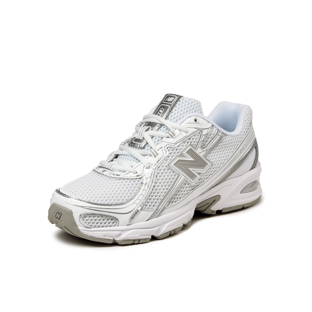 New Balance 740