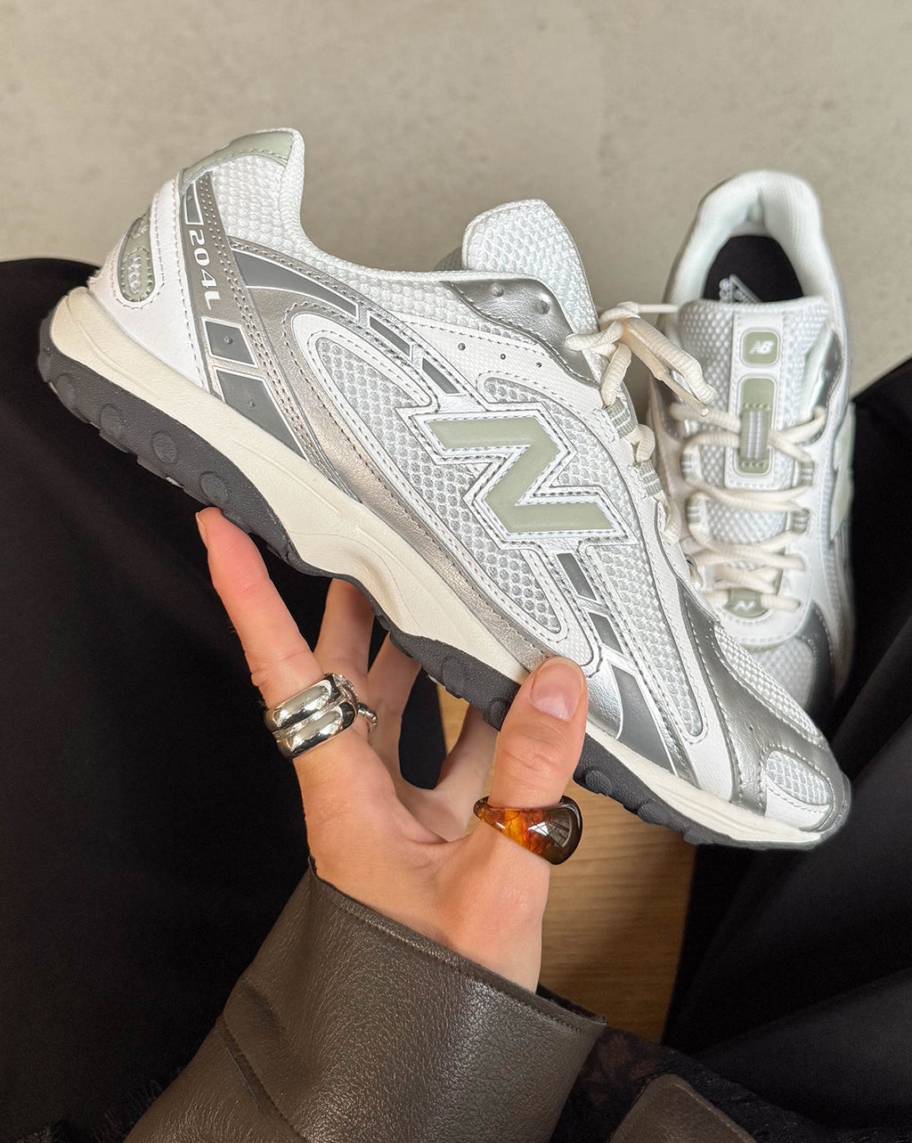 New Balance 204L